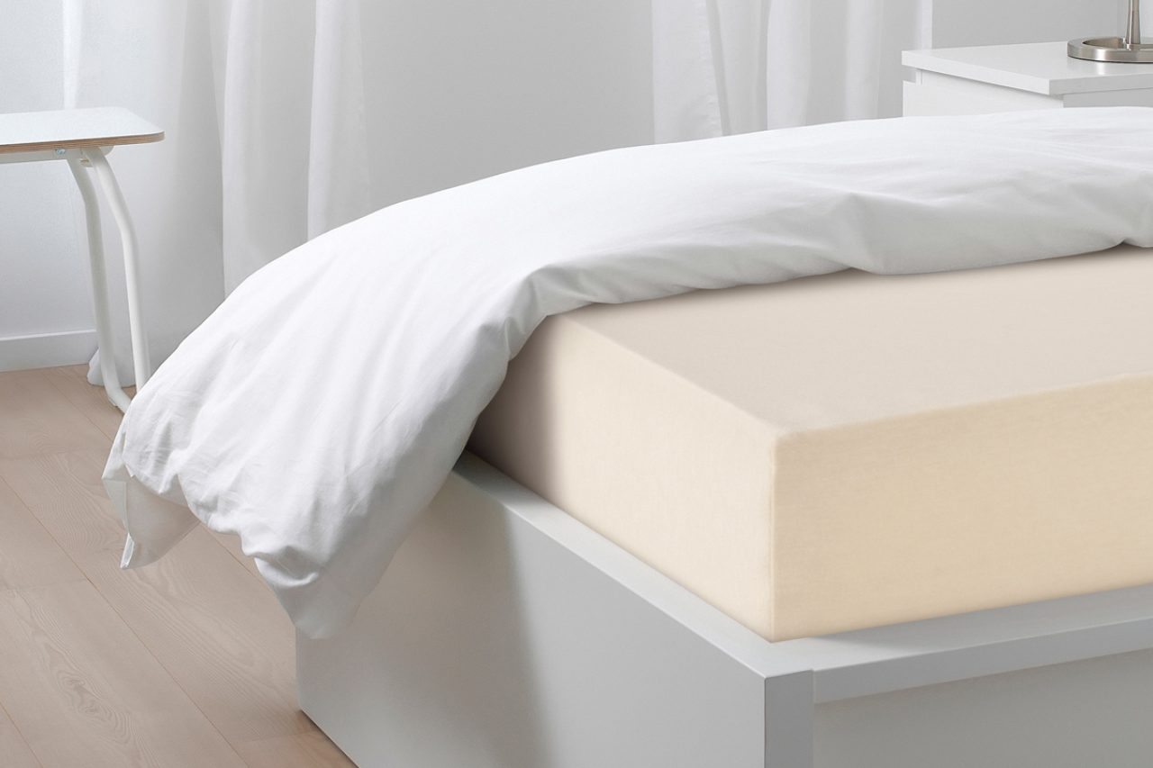 Простыня на резинке Трикотажная чайная роза