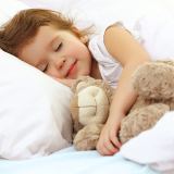 Детская простыня на резинке Трикотажная голубая