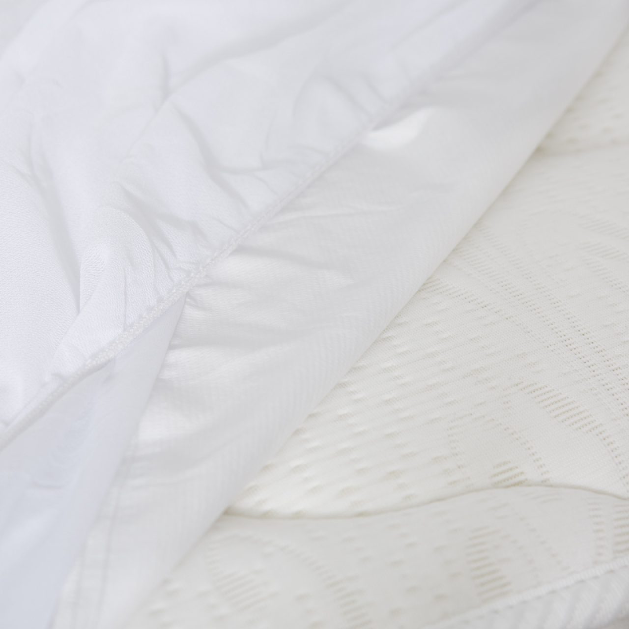 Детская простыня на резинке Аквастоп - Бамбук