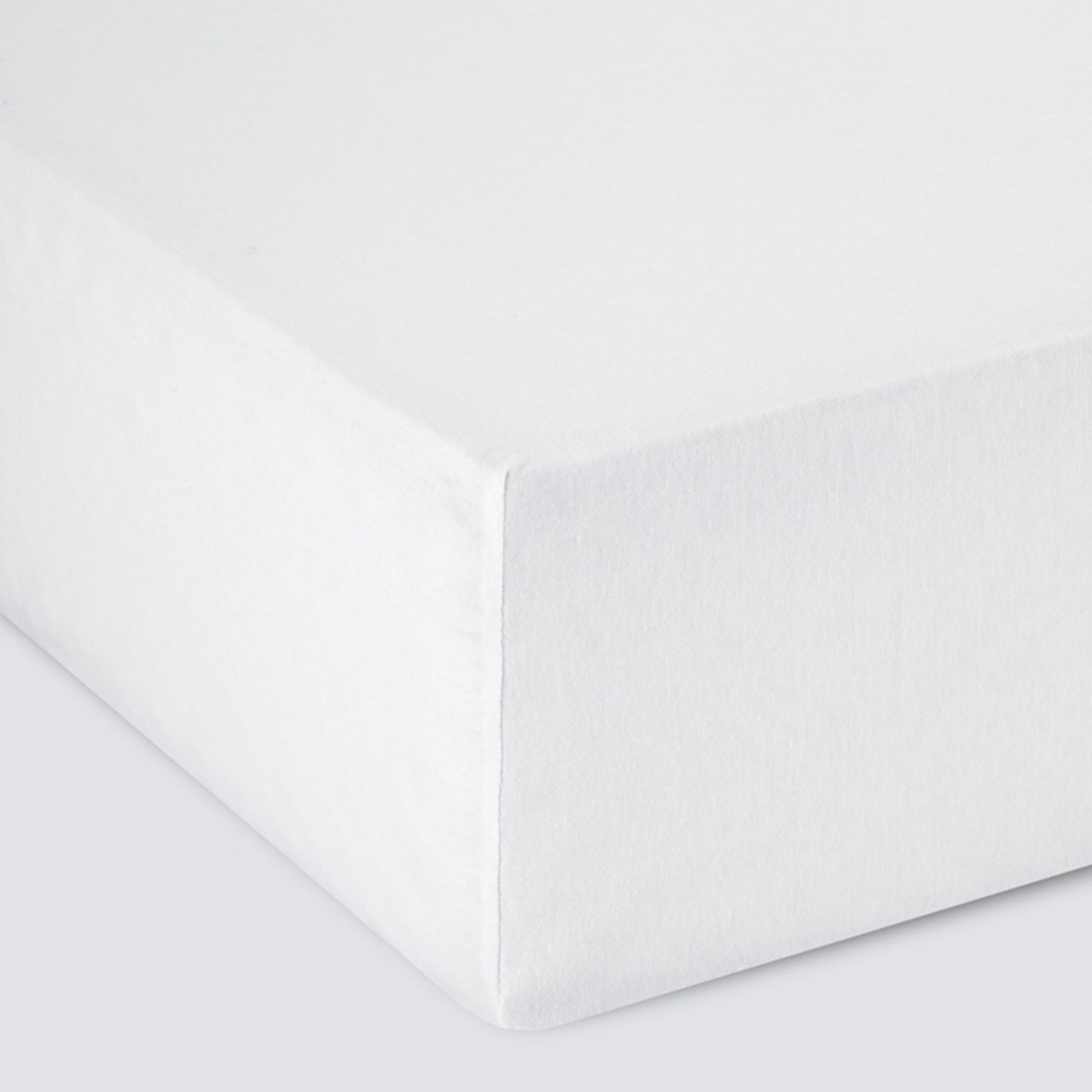 Простыня на резинке Трикотажная белая